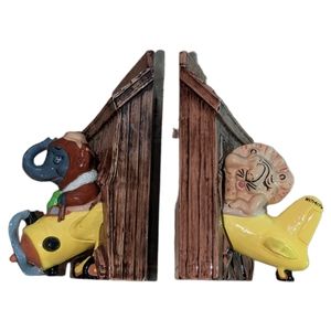 Elephant & Lion Flying School Bookends - Duncan Enterprises 1981